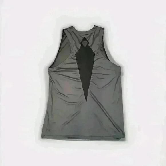 Nike Kobe Mamba KB24 Tank Top Jersey Basketball Shirt Mens Medium Black Dri Fit - Picture 2 of 8